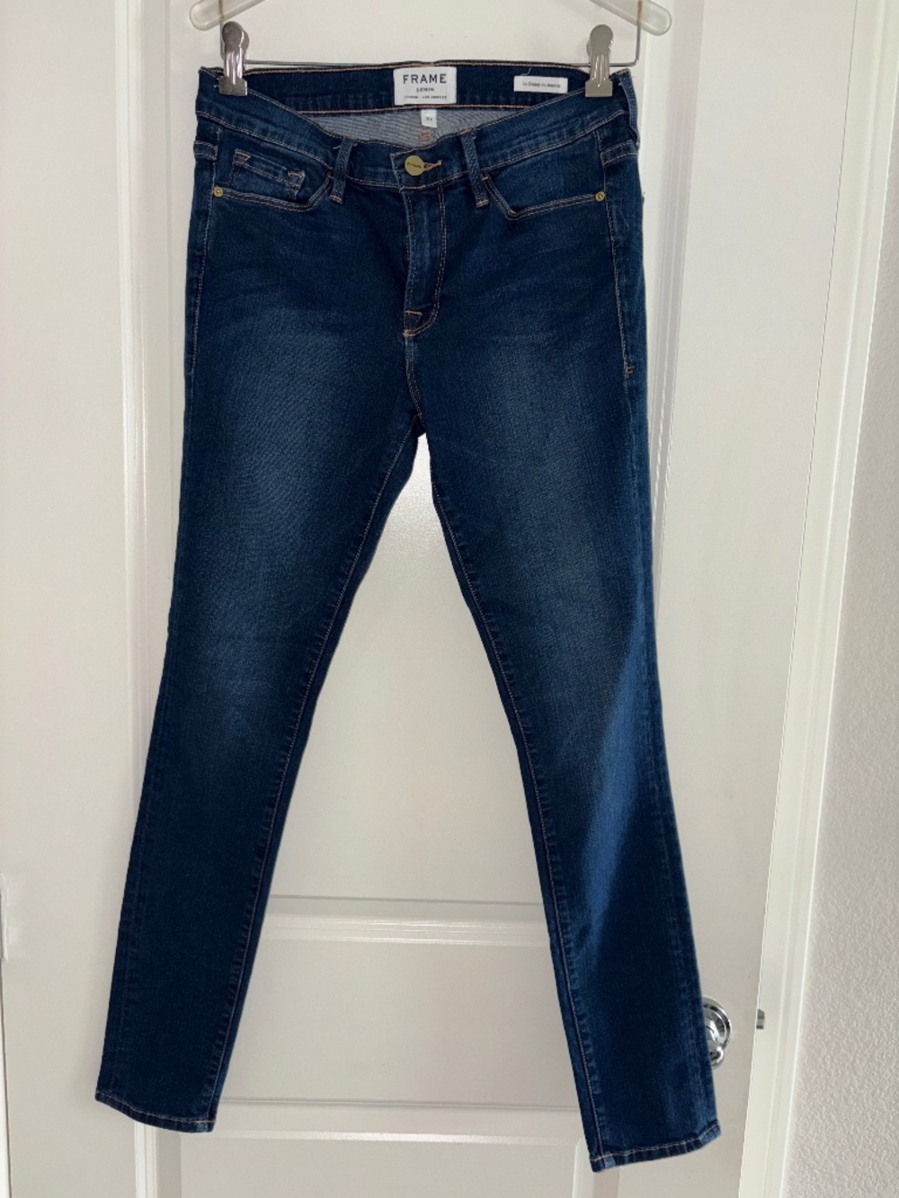 NWOT! FRAME Med Dark Wash Le Skinny De Jeanne Denim Jeans Size 30
